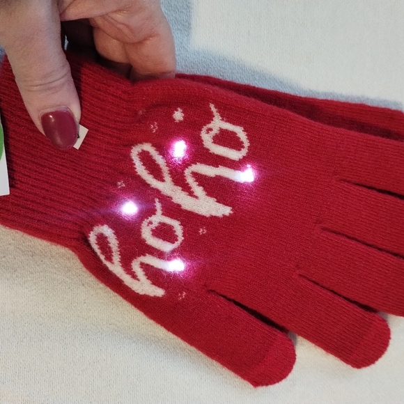 New with tags Christmas light up gloves - Picture 2 of 4